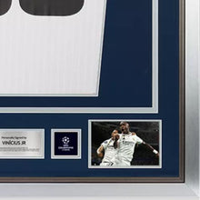 画像をギャラリービューアに読み込む, ヴィニシウスJr【直筆サイン入り】レアルマドリード ホームユニホーム(フレーム入り)