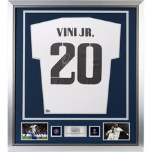 画像をギャラリービューアに読み込む, ヴィニシウスJr【直筆サイン入り】レアルマドリード ホームユニホーム(フレーム入り)