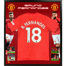 画像をギャラリービューアに読み込む, ブルーノ・フェルナンデス【直筆サイン入り】マンチェスター・ユナイテッドホームユニホーム(フレーム入り)