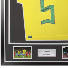画像をギャラリービューアに読み込む, カゼミーロ【直筆サイン入り】ブラジル代表ホームユニホーム(フレーム入り)