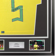 画像をギャラリービューアに読み込む, カゼミーロ【直筆サイン入り】ブラジル代表ホームユニホーム(フレーム入り)