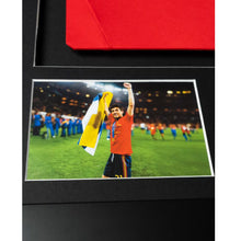 画像をギャラリービューアに読み込む, ダビド・シルバ【直筆サイン入り】スペイン代表ホームユニホーム2010(フレーム入り)