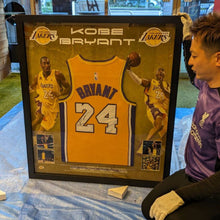 画像をギャラリービューアに読み込む, コービー・ブライアント 直筆サイン入り ロサンゼルス・レイカーズ ユニフォーム