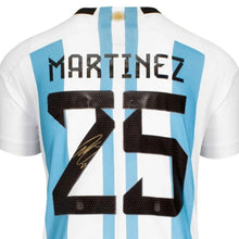 画像をギャラリービューアに読み込む, リサンドロ・マルティネス【直筆サイン入り】2022アルゼンチン代表ホームユニホーム(フレームなし)