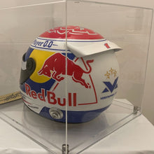 画像をギャラリービューアに読み込む, 【直筆サイン入り】 マックス・フェルスタッペン 2024年 フルサイズヘルメット(展示プレート付き)