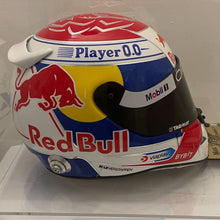 画像をギャラリービューアに読み込む, 【直筆サイン入り】 マックス・フェルスタッペン 2024年 フルサイズヘルメット(展示プレート付き)