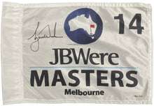 画像をギャラリービューアに読み込む, 【直筆サイン入り】タイガーウッズ 2009 オーストラリアンオープン ピンフラッグ(額入り)