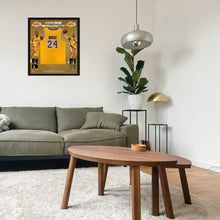 画像をギャラリービューアに読み込む, 【直筆サイン入り】コービー・ブライアント ロサンゼルス・レイカーズ ユニフォーム(額入り)