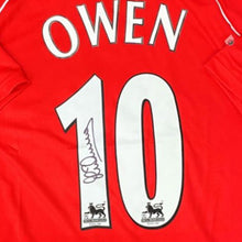画像をギャラリービューアに読み込む, =残り1点=マイケル・オーウェン【直筆サイン入り】リバプールホームユニホーム(フレーム入り)