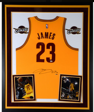 画像をギャラリービューアに読み込む, 【額入り】レブロンジェームズ 直筆サイン入り クリーブランドキャバリアーズ 2007オールスターゲームユニフォーム 世界限定123品