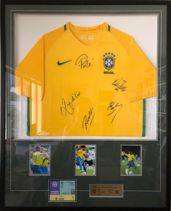サッカー ロベルト・カルロス 直筆サイン ユニフォーム ブラジル代表
