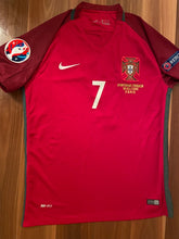 画像をギャラリービューアに読み込む, クリスティアーノ・ロナウド 直筆サイン入り 2016 EURO決勝 モデル オーセンティック ユニフォーム【額無し】