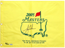 画像をギャラリービューアに読み込む, 【額入り】タイガーウッズ 直筆サイン入り 2005マスターズ チャンピオンフラッグ