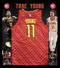 画像をギャラリービューアに読み込む, 【額入り】トレイ・ヤング 直筆サイン入り アトランタ・ホークス ユニフォーム