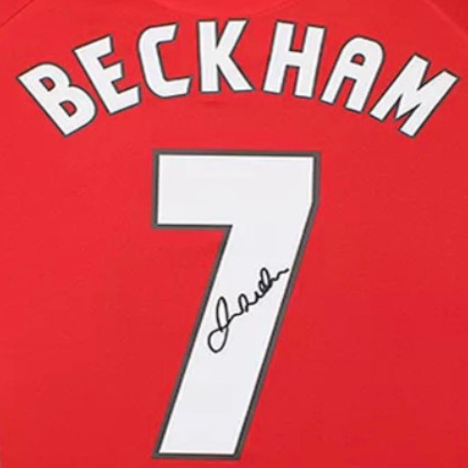 店内販売品= デイビット・ベッカム【直筆サイン入り】マンチェスター
