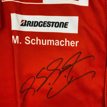 画像をギャラリービューアに読み込む, =残り1点=【直筆サイン入り】ミハエル・シューマッハ  ピットシャツ（フレーム入り）
