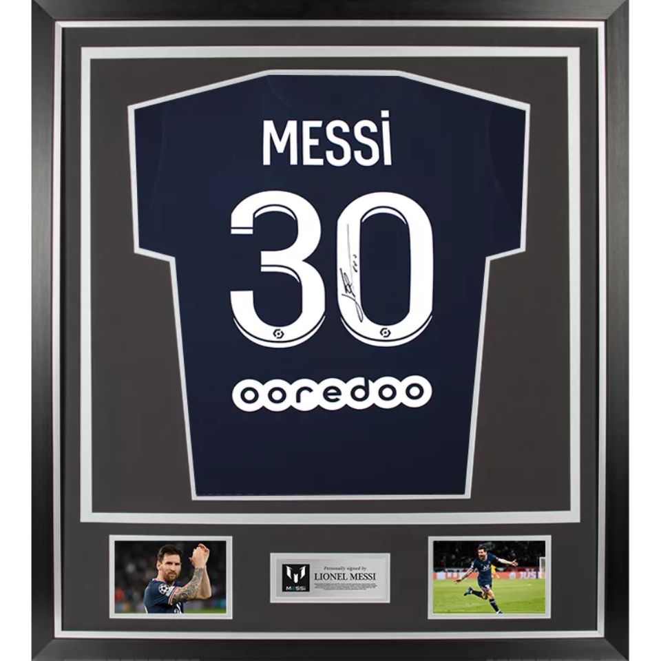 【専用】リオネル・メッシ　直筆サイン入りユニフォーム LIONEL MESSI リオネル・メッシ直筆サイン入り FCバルセロナ 18/19 ホーム