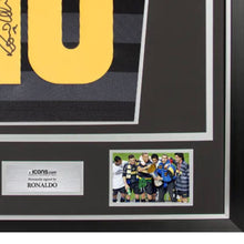 画像をギャラリービューアに読み込む, フェノメノロナウド【直筆サイン入り】 インテル 1998 UEFAカップ決勝ユニフォーム （クラシックフレーム額装）
