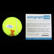 画像をギャラリービューアに読み込む, =残り1点= ダニール・メドベージェフ【直筆サイン入り】テニスボール(フレーム入り)
