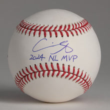 画像をギャラリービューアに読み込む, 大谷翔平【 直筆サイン入り 】ロサンゼルス・ドジャース  MLB 野球ボール 「2024 NL MVP」記載入り  - 限定版 #1/5（グラフィックフレーム入り）
