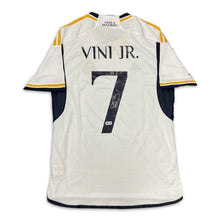 残り1点= ヴィニシウス・ジュニオール【直筆サイン入り】レアル