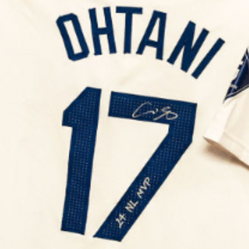 大谷翔平(ロサンゼルス・ドジャース) / 額入り複写サイン入りブルー 大谷翔平(ロサンゼルス・ドジャース) / 額入り複写サイン入りブルー