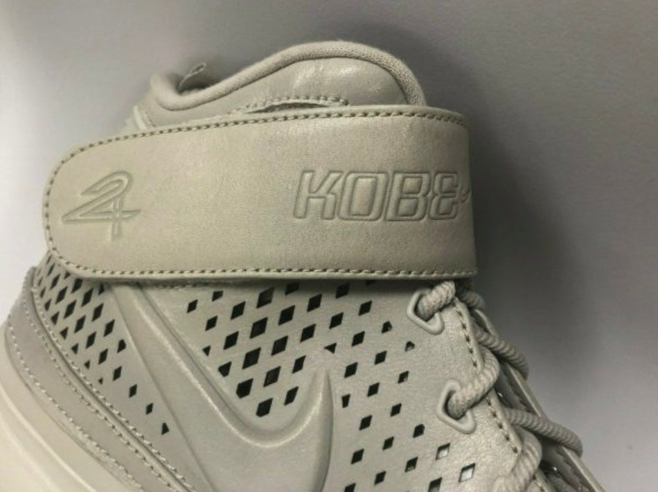 コービー・ブライアント 直筆サイン入り シューズ NIKE KOBE