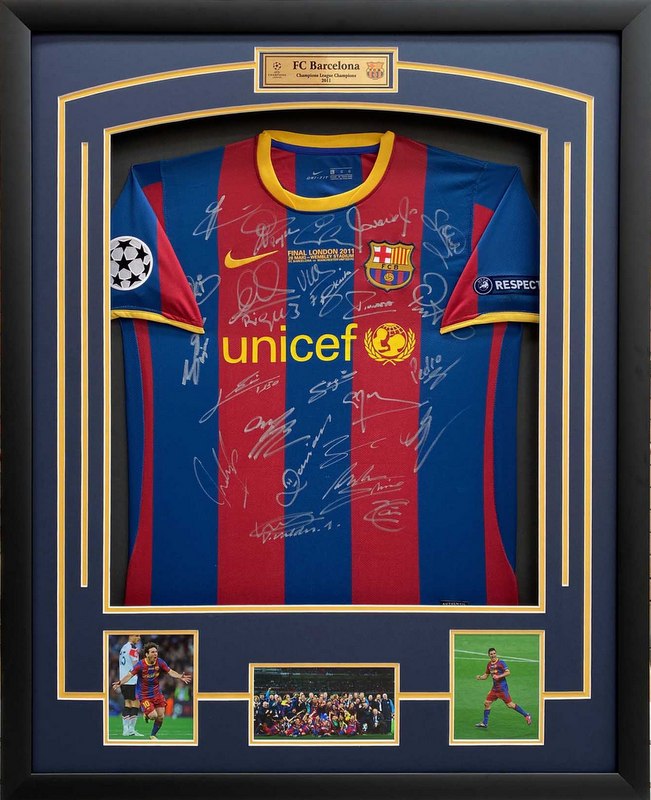 額入り】FCバルセロナ 2011 チャンピオンズリーグチーム 直筆
